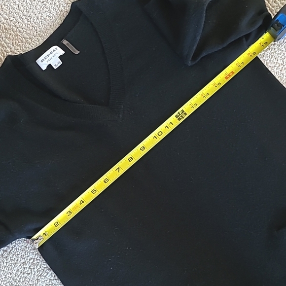 Black cashmere blend sweater - Picture 11 of 12